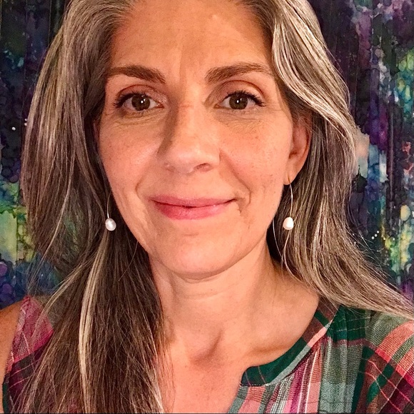 ⚪️ Elegant Freshwater Pearl Earrings ⚪️ - Picture 8 of 9